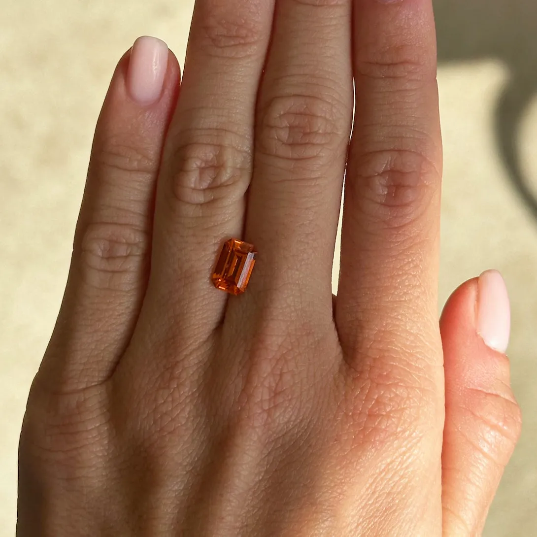 BESPOKE 2.57CT ANZA SPESSARTINE GARNET