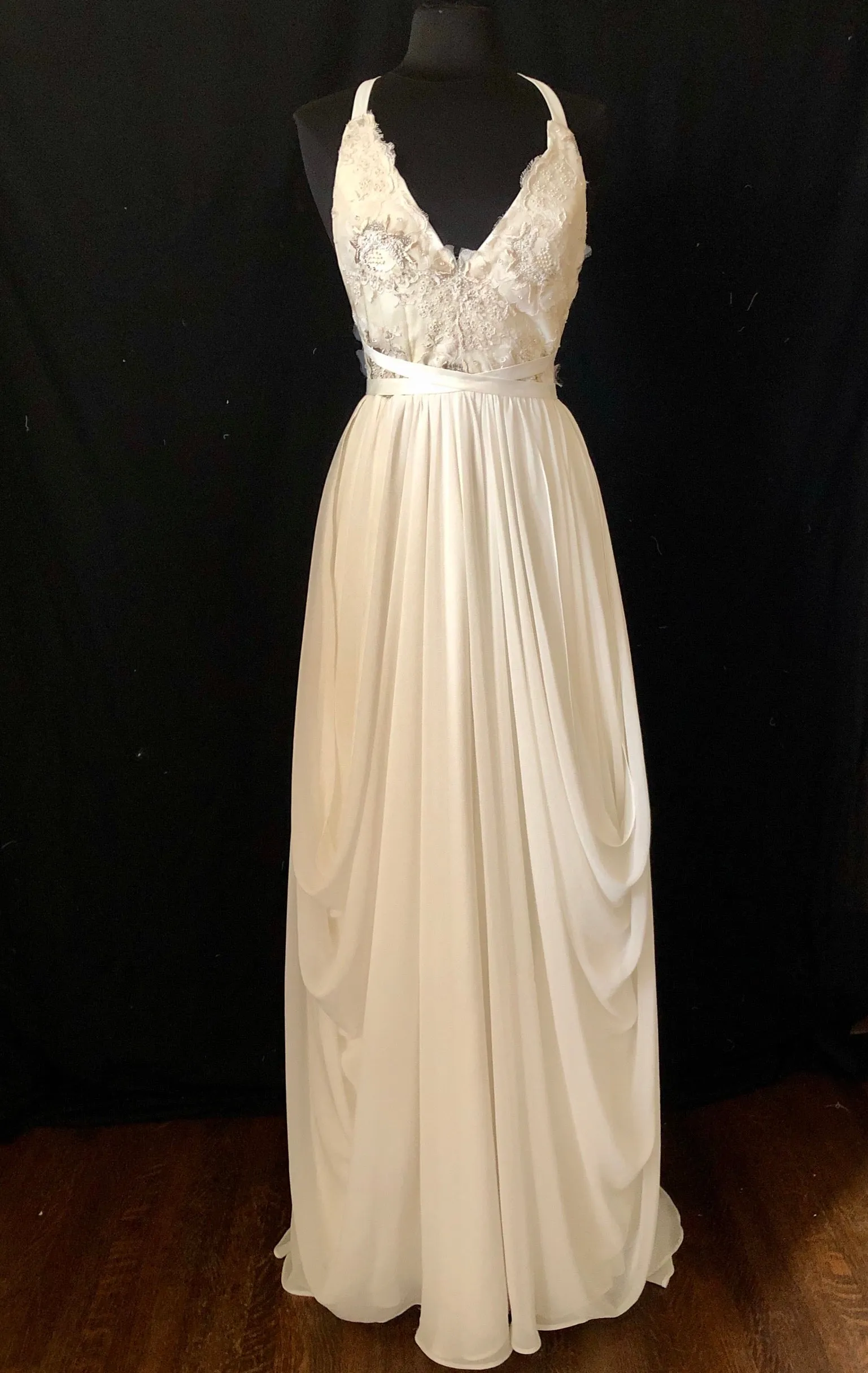 Dress 5768: EcoChic Bridal "Alex" waist 28