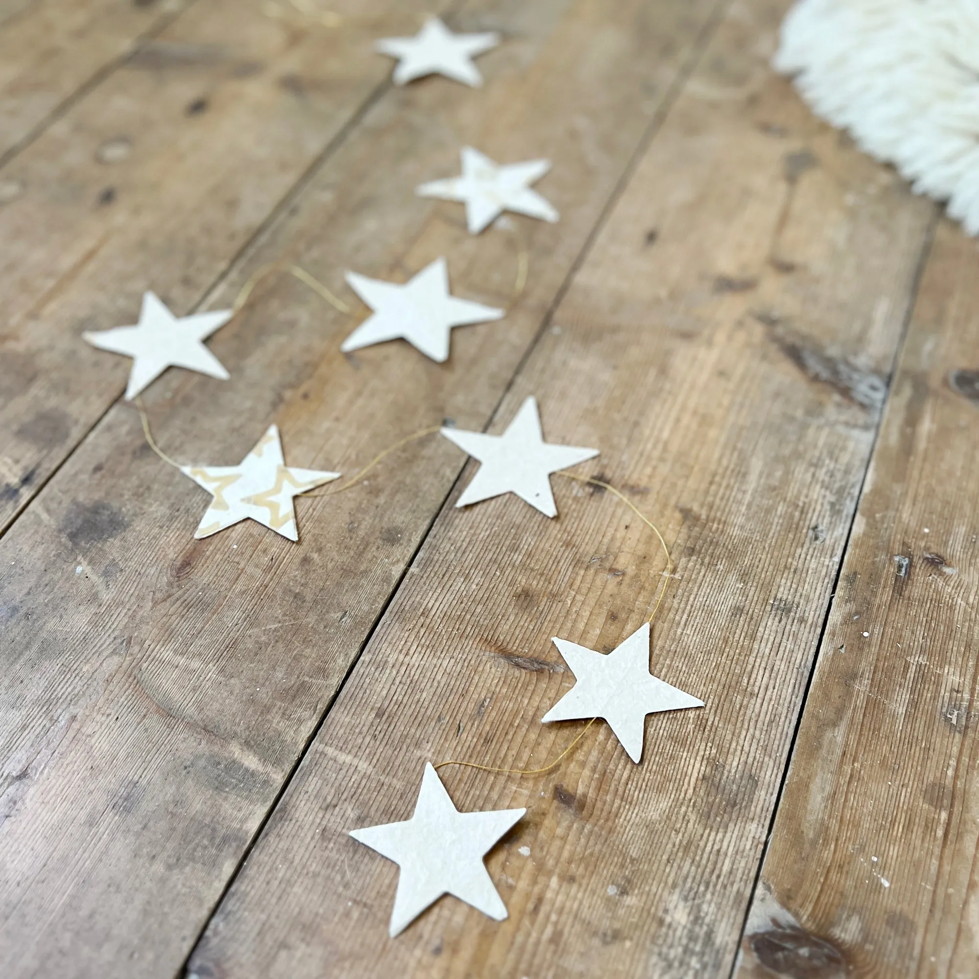 PARVATI Lokta Paper Christmas Star Garland 110cm - last one