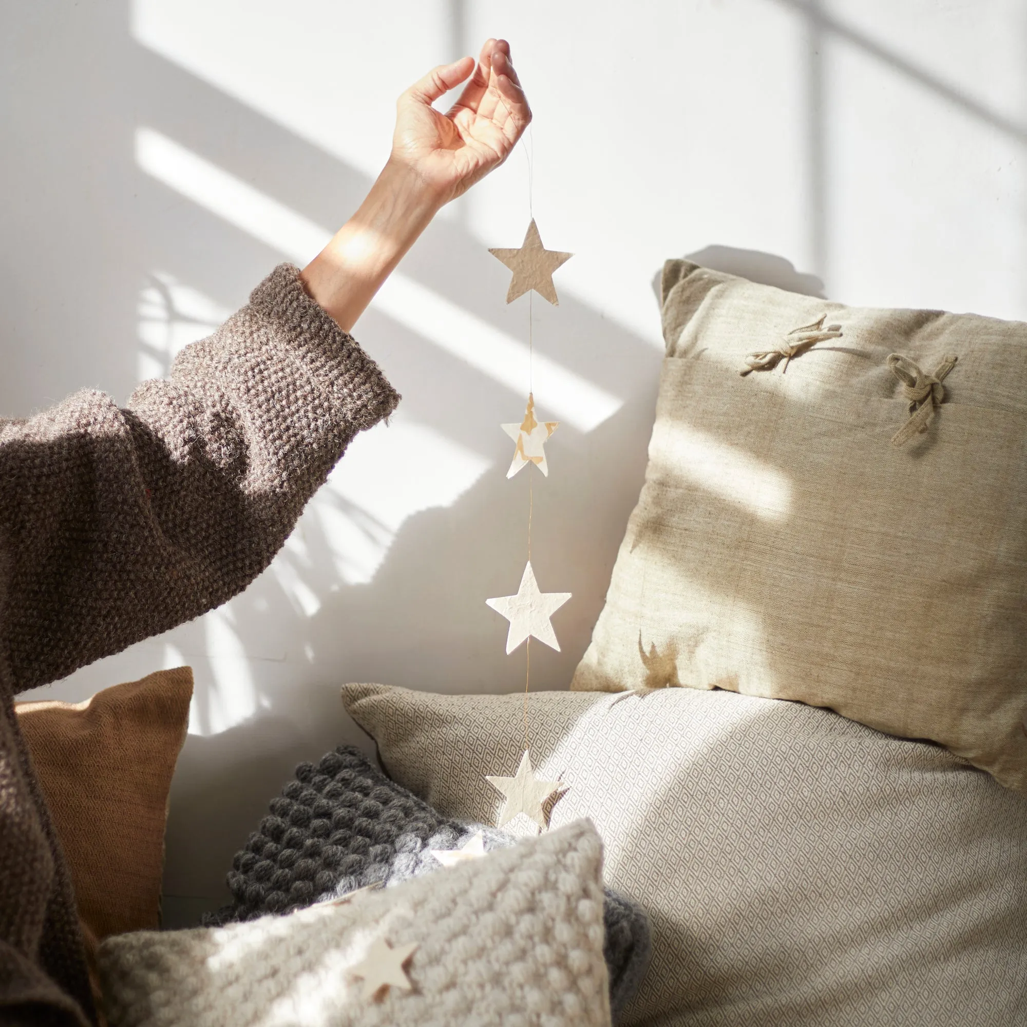 PARVATI Lokta Paper Christmas Star Garland 110cm - last one